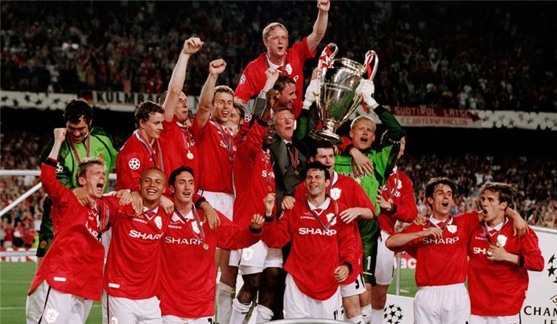 联播一瞬丨幕后揭秘！和康辉一起走进亚冬会开幕式播报间.