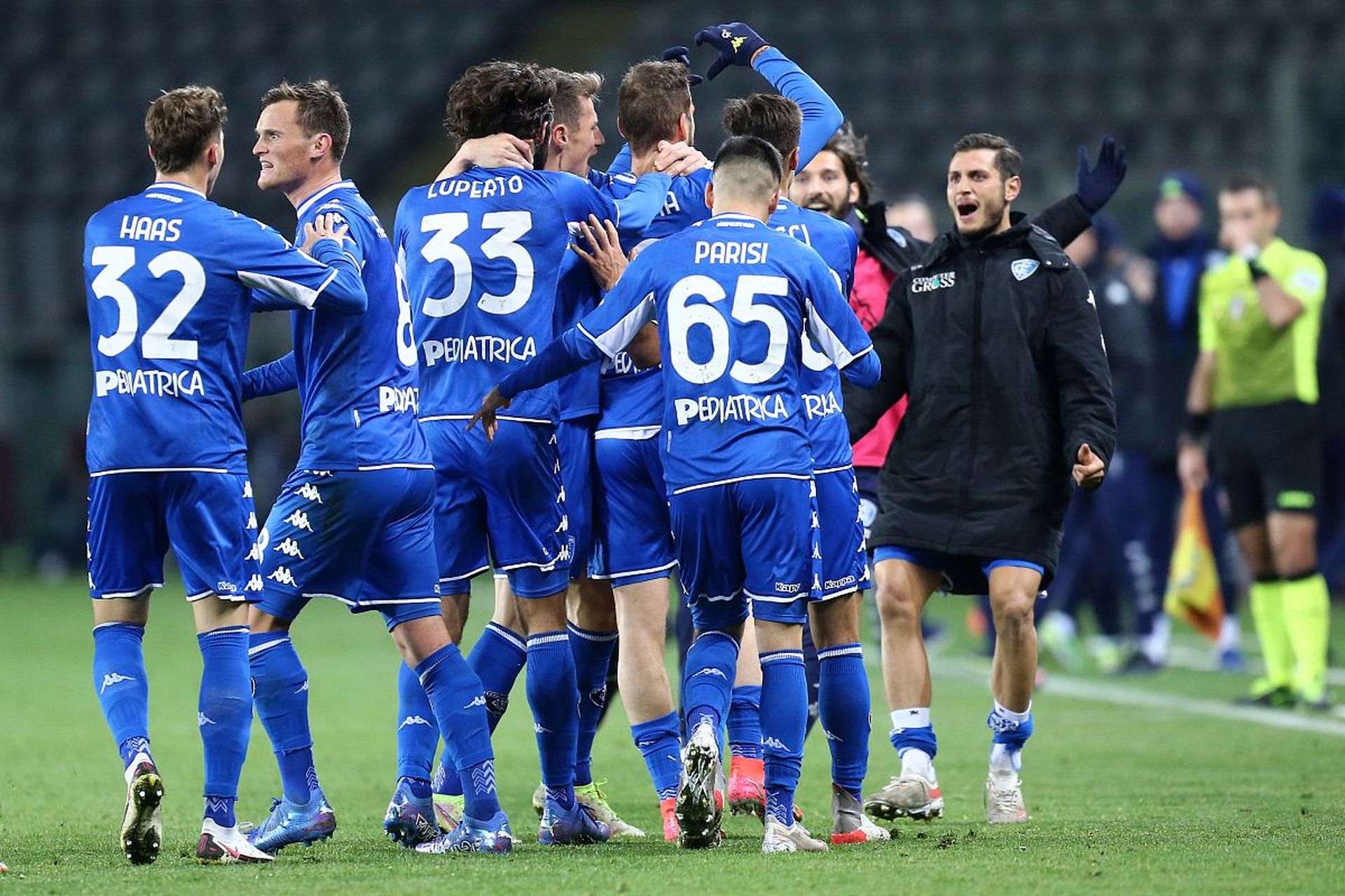 CBA：逆转取胜 山西汾酒男篮122-117福建晋江文旅男篮.